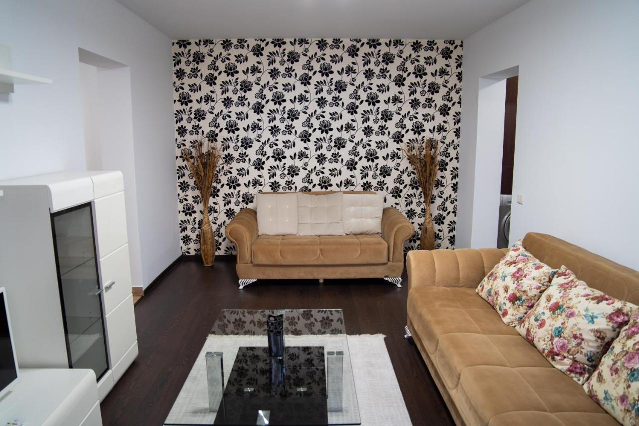 Ultracentral Golden Apartament 2 Suceava Eksteriør bilde