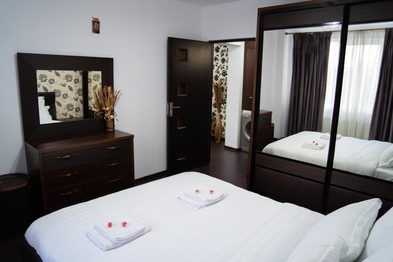 Ultracentral Golden Apartament 2 Suceava Eksteriør bilde