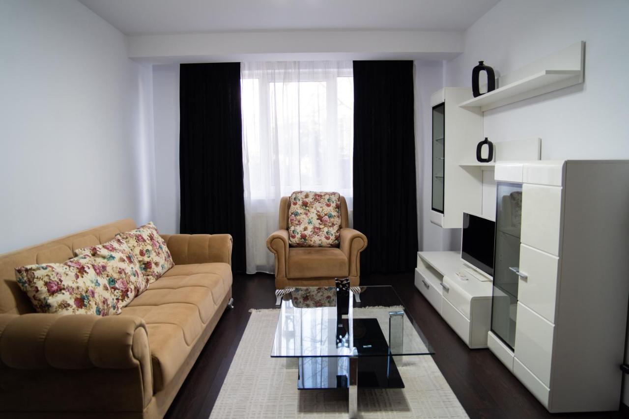 Ultracentral Golden Apartament 2 Suceava Eksteriør bilde
