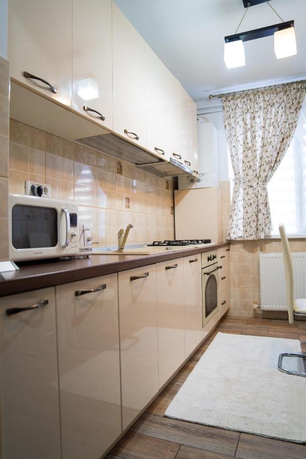 Ultracentral Golden Apartament 2 Suceava Eksteriør bilde